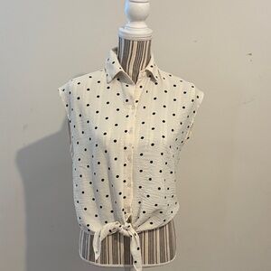 Polka dot blouse size XS